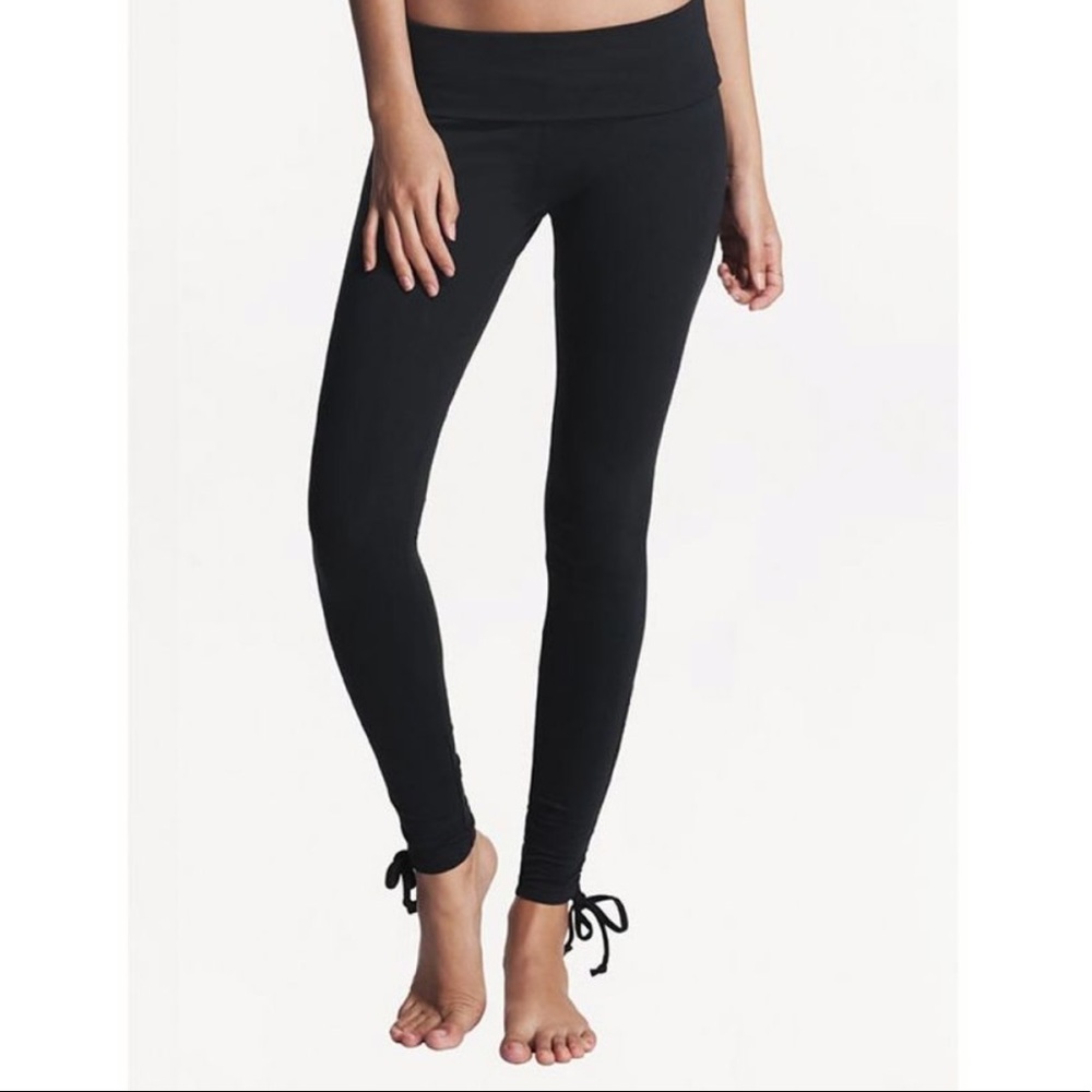 NWT Satva Yoga Ayanna Drawstring Legging, size S.